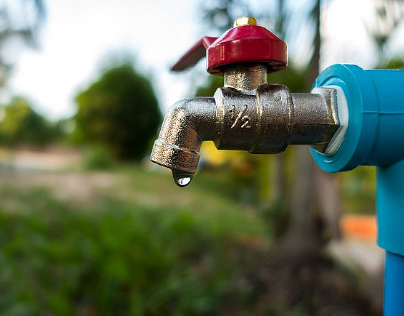 Everett-Water-Spigot-Install