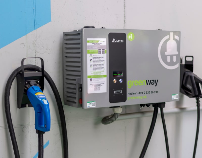 Federal-Way-Electric-Vehicle-Supply-Equipment
